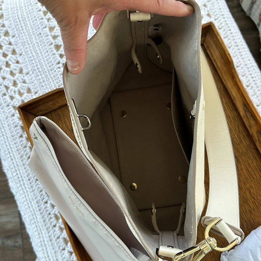 Kate Spade Cream Shoulder Bag *Make Me A Reasonable Offer! Everything Must Go!* - Picture 10 of 14